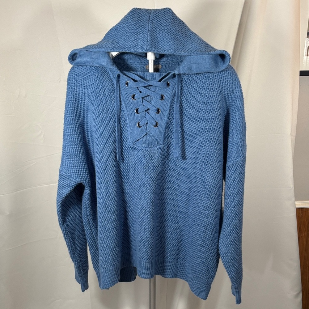 Falls Creek SZ 2X Blue Lace-Up Women's Sweater